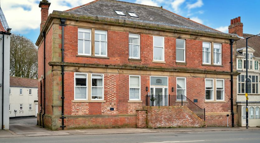 Photo of The Lofty Lily