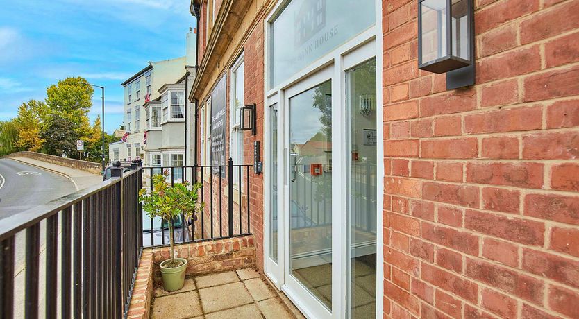 Photo of The Lofty Lily