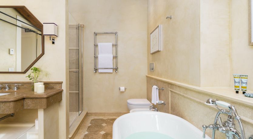 Photo of The Crimson Rose