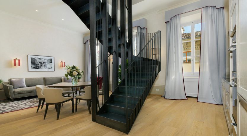 Photo of The Crimson Rose