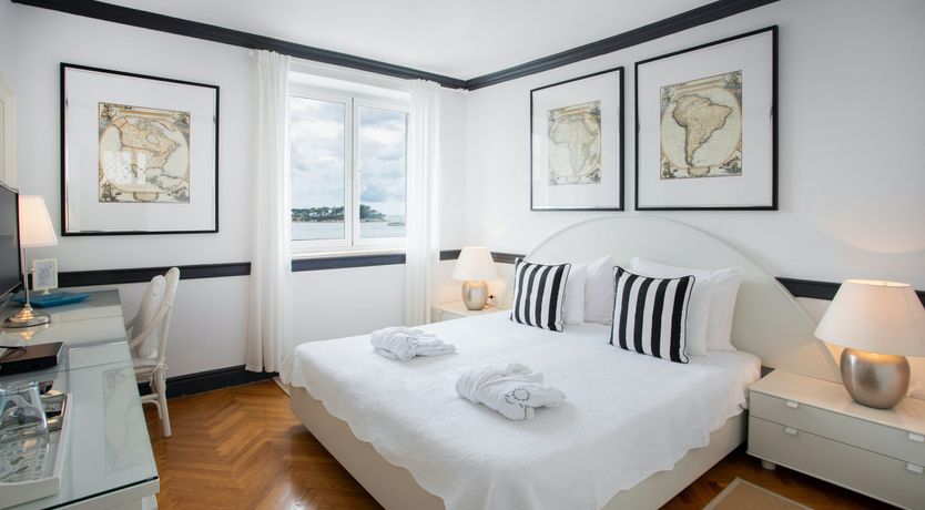 Photo of Lovely Breeze