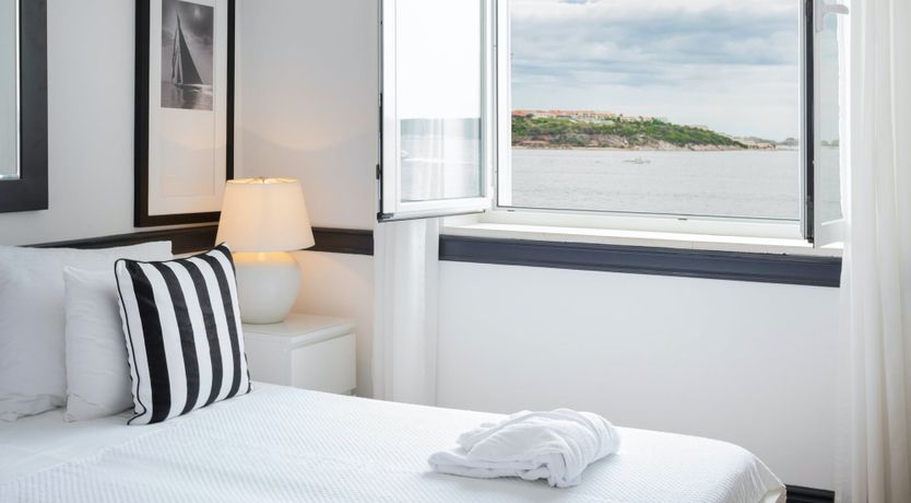 Photo of Lovely Breeze