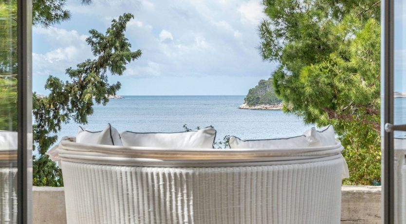 Photo of Lovely Breeze