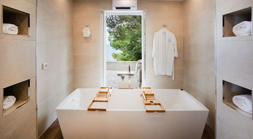 Photo of Lovely Breeze