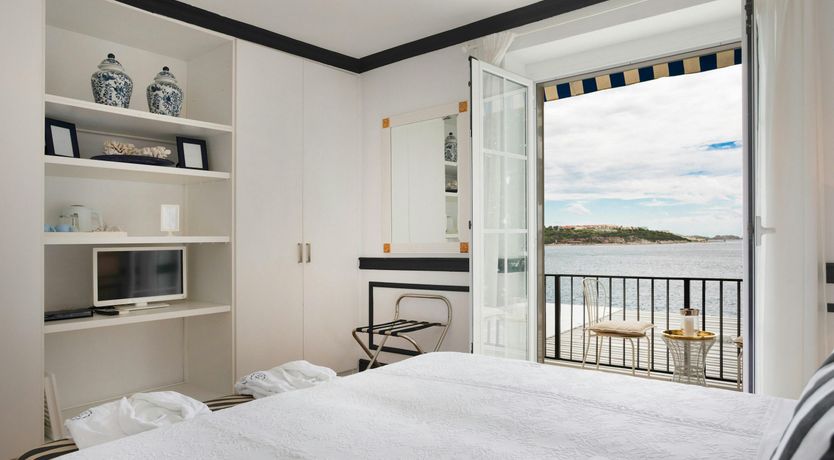 Photo of Lovely Breeze