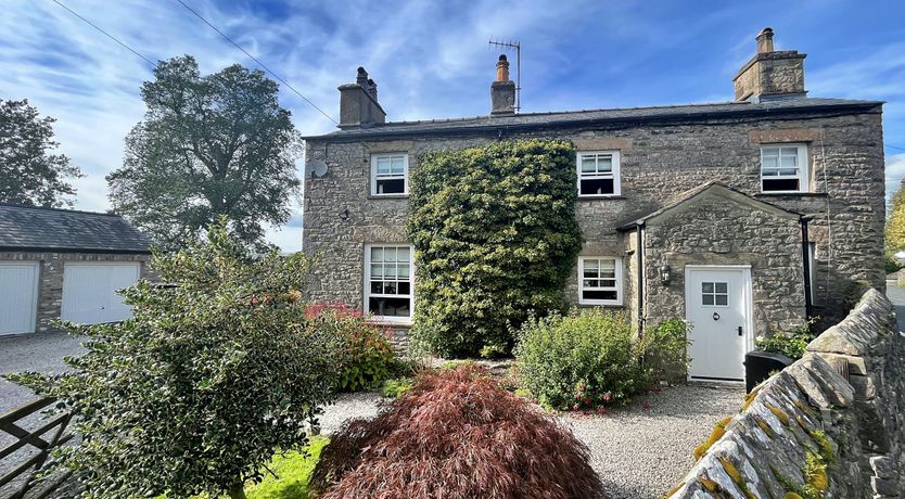 Photo of Casterton Gardens