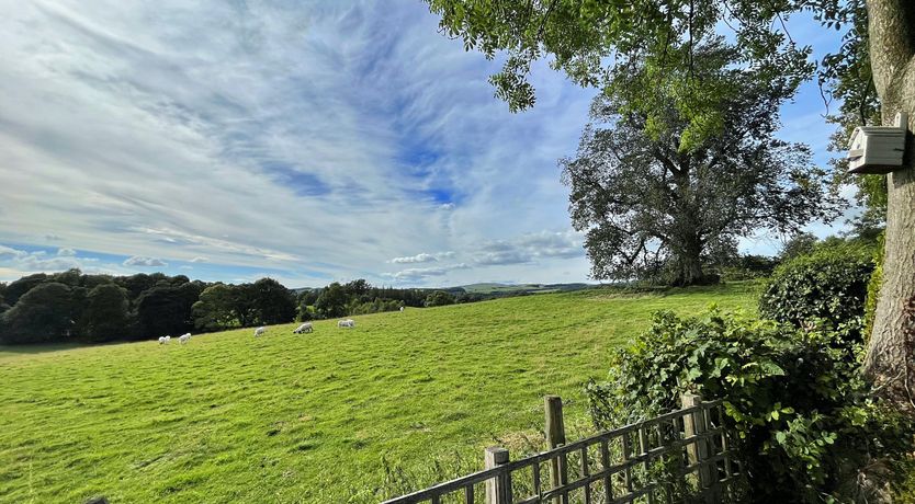 Photo of Casterton Gardens