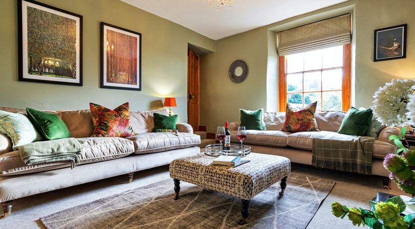 Photo of Casterton Gardens