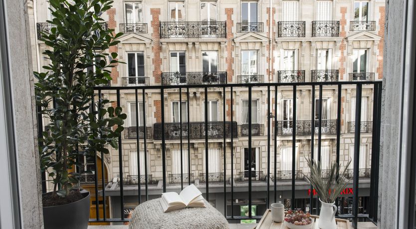 Photo of Velvet & Blush