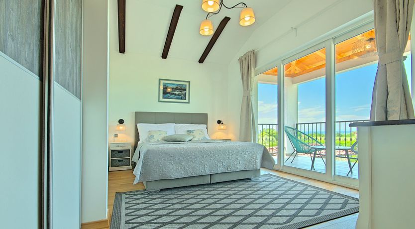 Photo of A True Moon