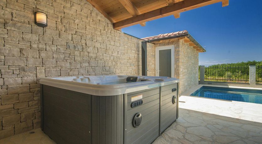 Photo of A True Moon