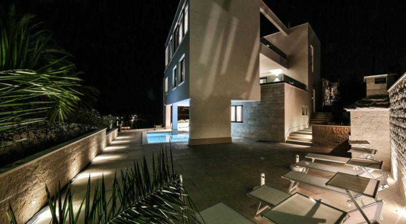 Photo of With a View to See