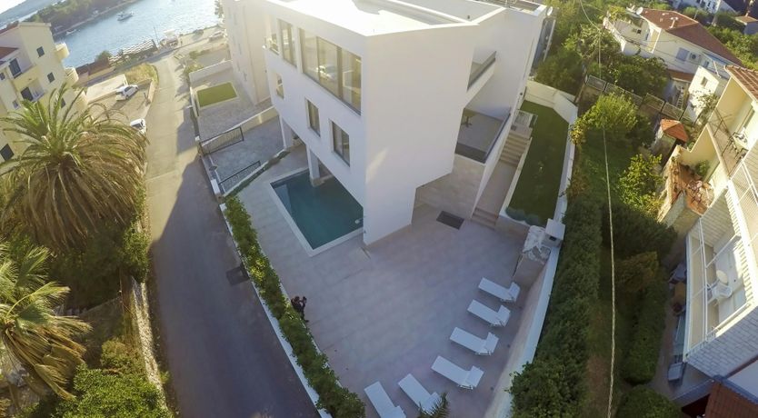 Photo of With a View to See