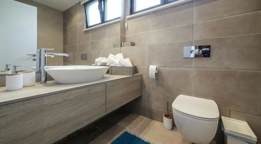 Photo of With a View to See