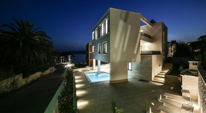 Photo of With a View to See