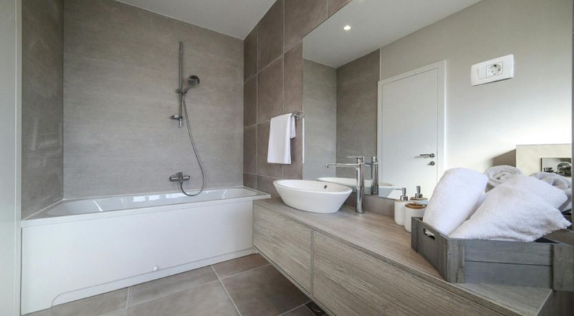 Photo of With a View to See