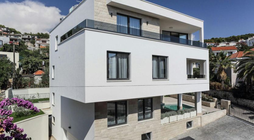 Photo of With a View to See