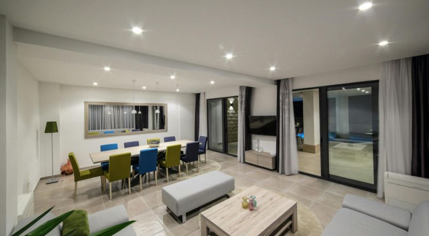 Photo of With a View to See