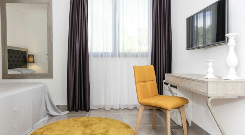 Photo of With a View to See