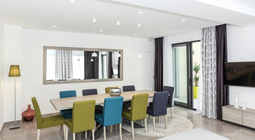 Photo of With a View to See