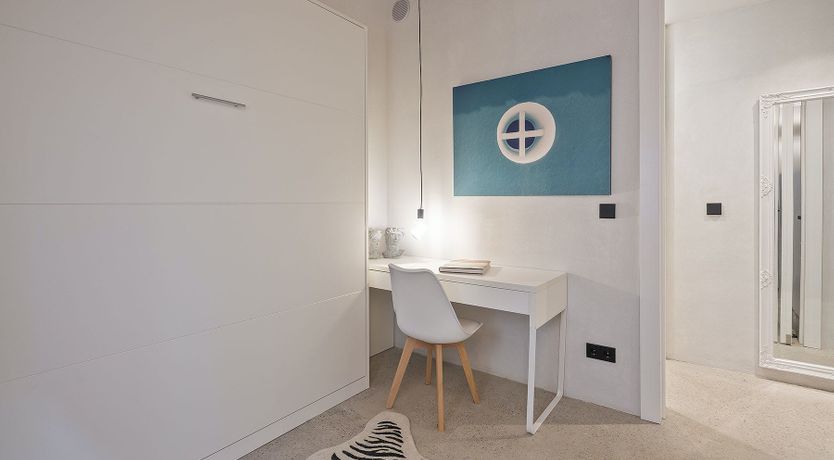 Photo of The House of Sun