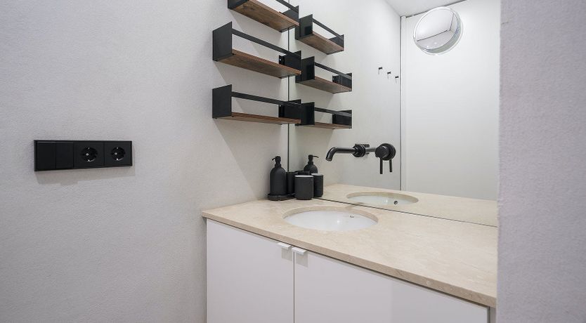 Photo of The House of Sun