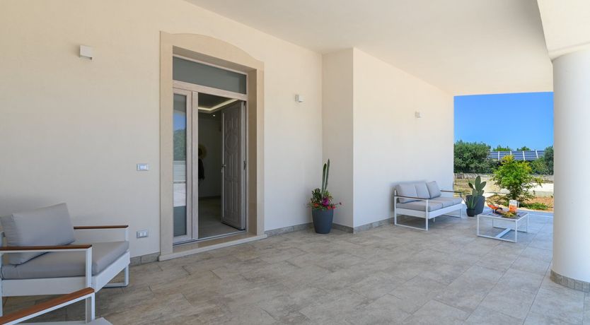 Photo of The Lion's Eye