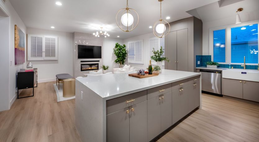 Photo of International Art