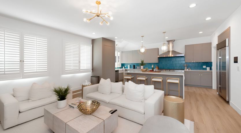 Photo of International Art