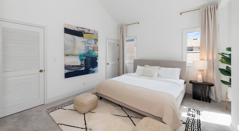 Photo of International Art