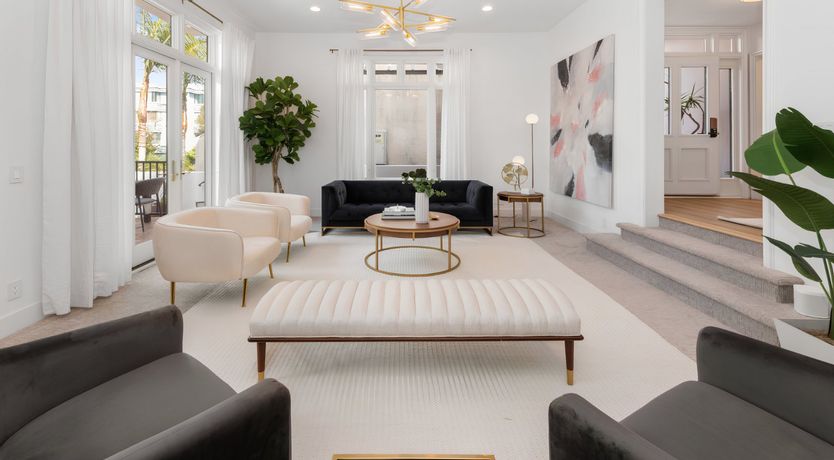 Photo of International Art