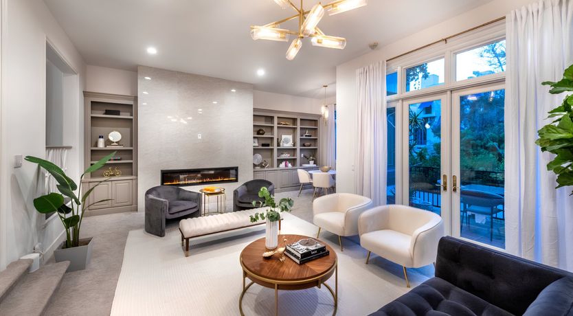 Photo of International Art