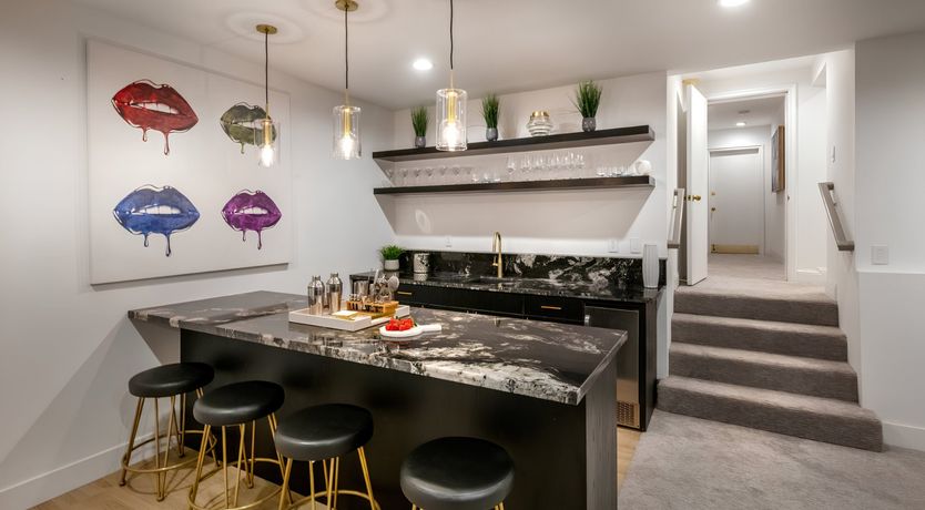 Photo of International Art