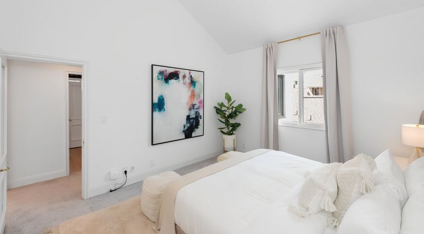 Photo of International Art