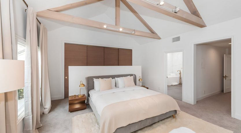 Photo of International Art