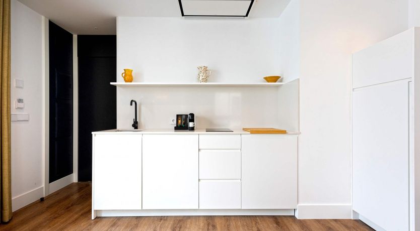 Photo of Seville Set