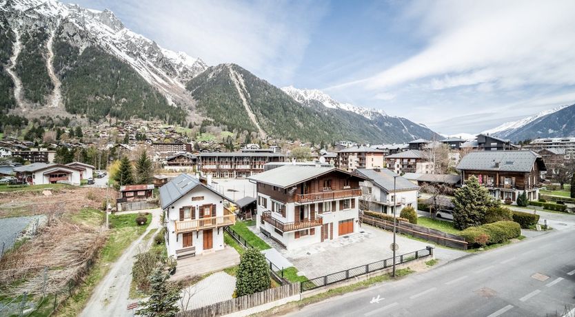 Photo of Mountain's Edge