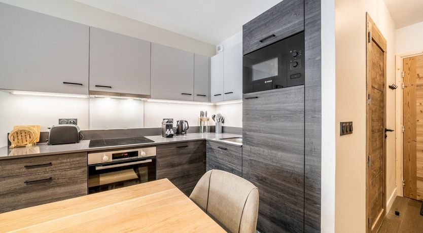 Photo of Mountain's Edge