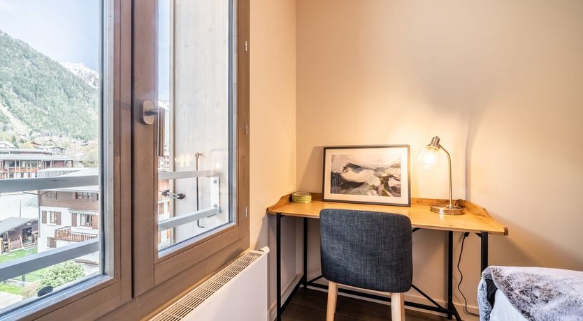 Photo of Mountain's Edge