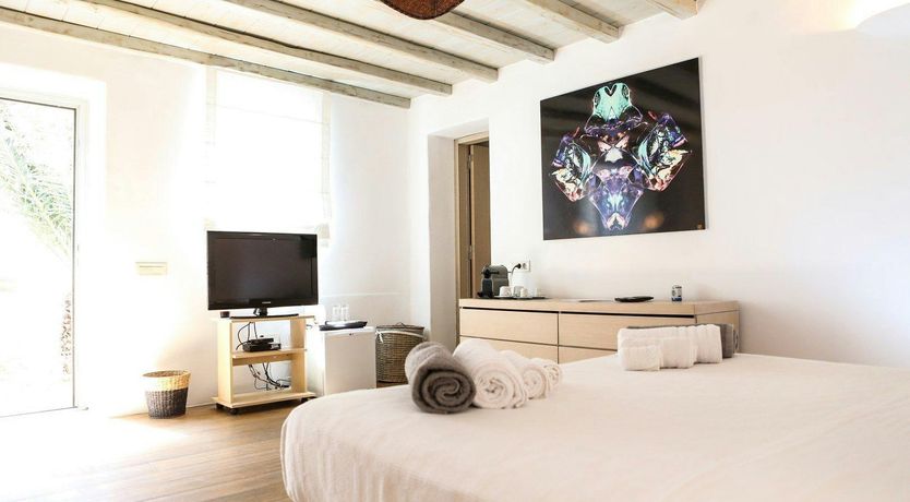 Photo of Crystal Blue Water