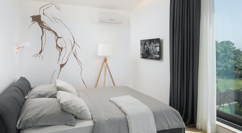 Photo of Eden's Dream