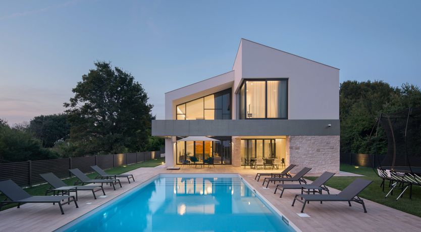 Photo of Eden's Dream