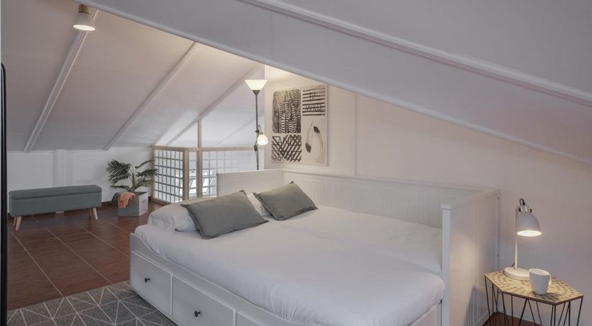 Photo of Drop of Light