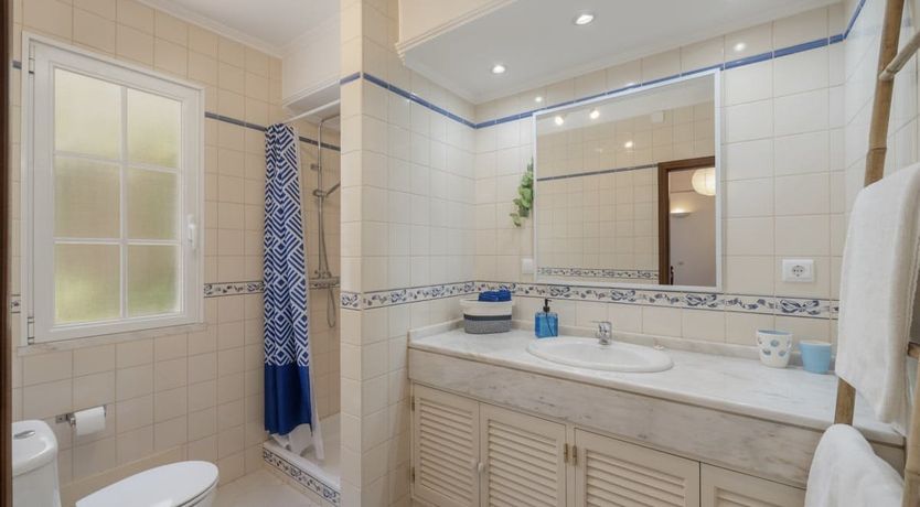 Photo of Drop of Light