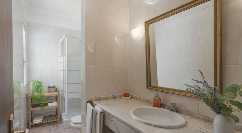 Photo of Drop of Light