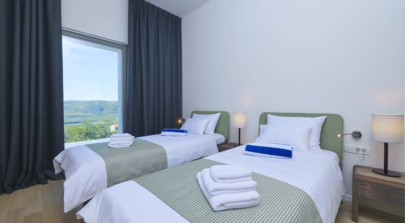 Photo of Mountain Wonder