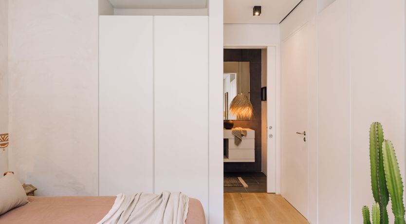 Photo of The Sandalwod