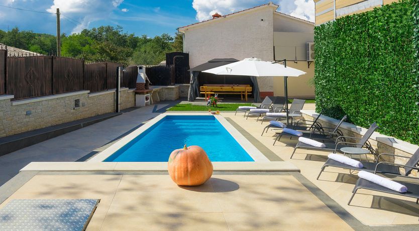 Photo of At the Dance Floor