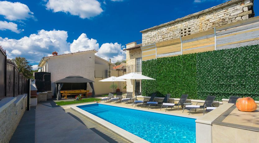 Photo of At the Dance Floor