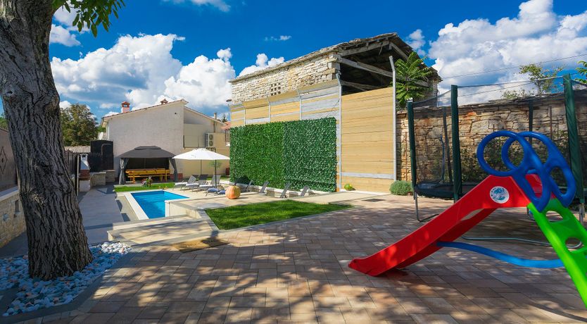 Photo of At the Dance Floor